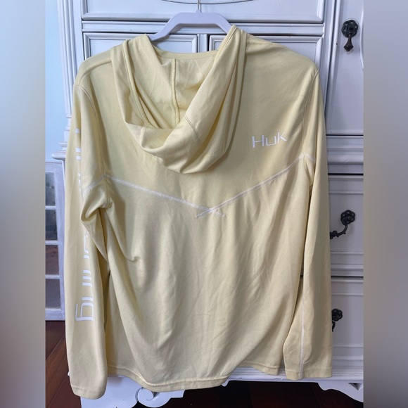 HUK Fishing Shirt - Picture 3 of 7